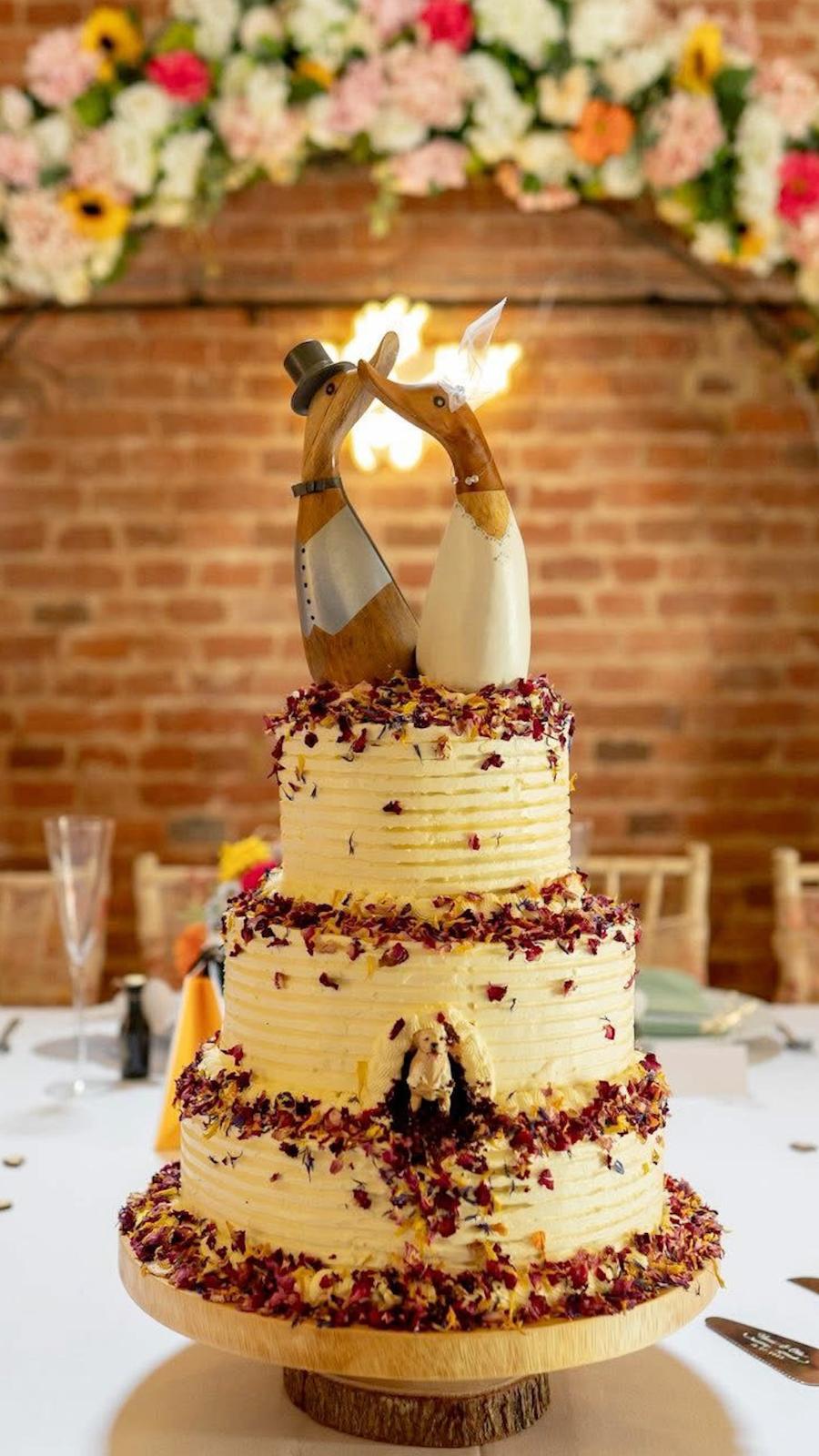 lacanche wedding cake.jpg