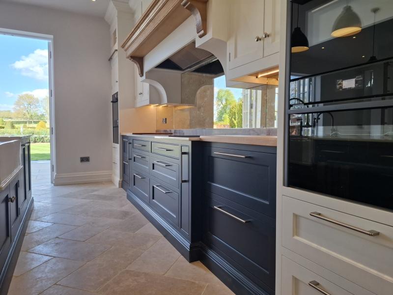 square framed kitchen 2.jpg